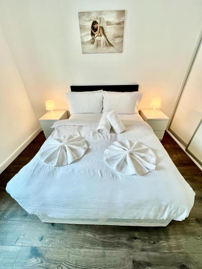 Appartement Immaculate Flat In West Croydon Extérieur photo